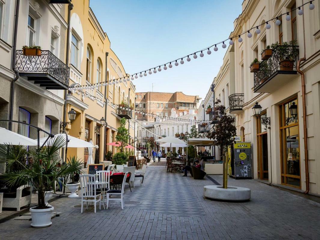 12 Maksim Gorki Street Daire Tiflis Dış mekan fotoğraf